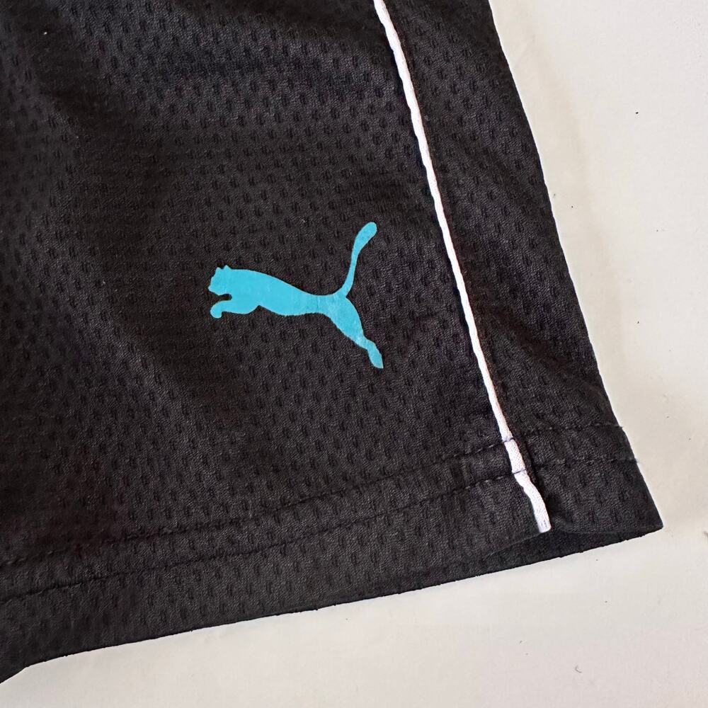 Puma shorts - Picture 2 of 3